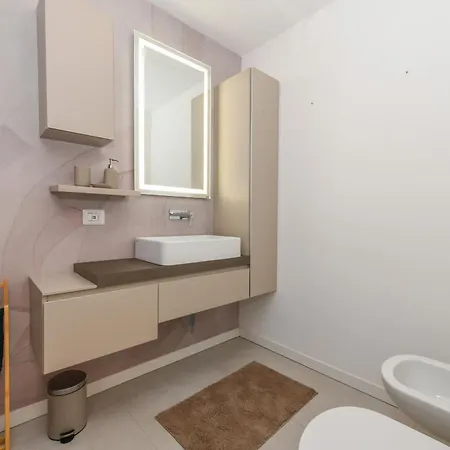 Mgh- Grace Katya Apartamento Desenzano del Garda